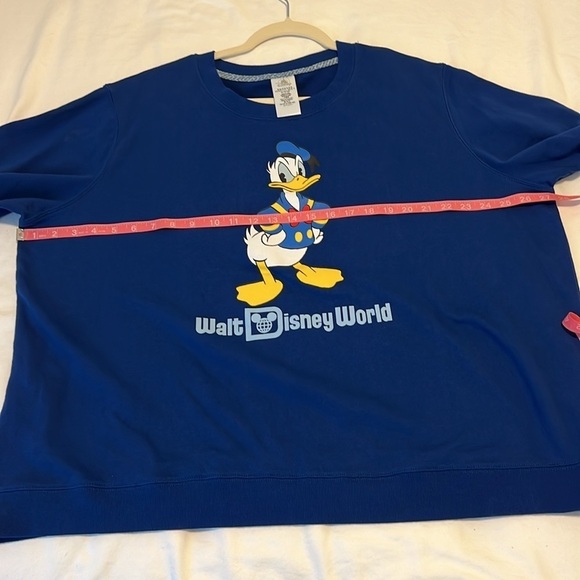 Disney Parks Walt Disney World Donald Duck Crewneck Sweatshirt Royal Blue 2XL - Picture 4 of 8